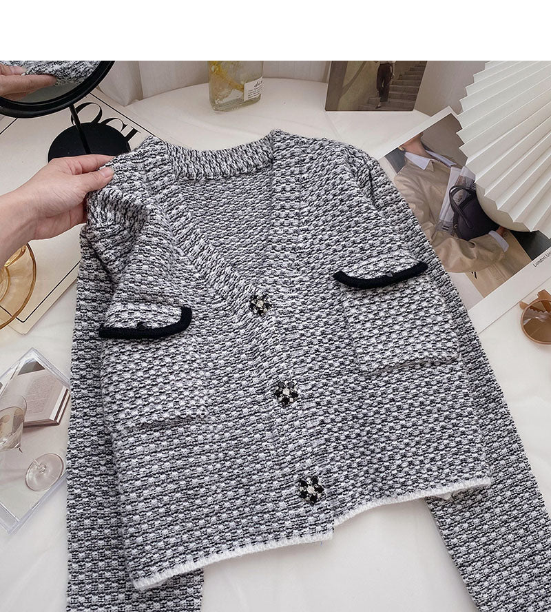 Small fragrance retro red sweater cardigan female  6052