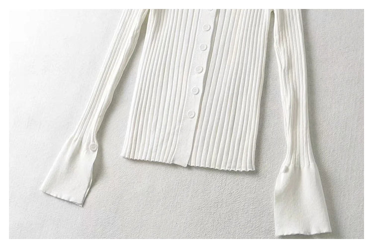 Single breasted flare sleeve pit stripe solid color sweater  7384