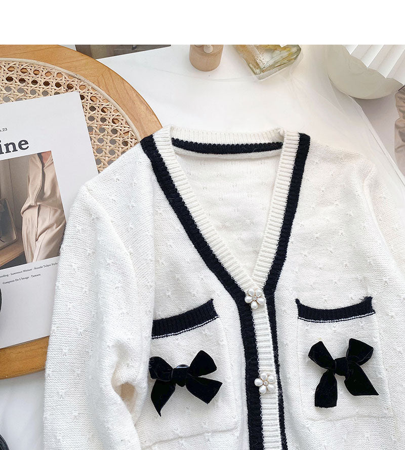 Vintage studded V-neck bow top  6110