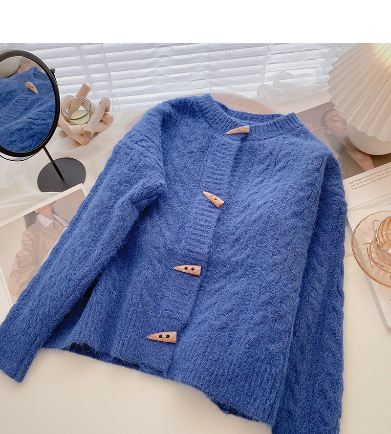 Ox horn button round neck twist sweater  6169