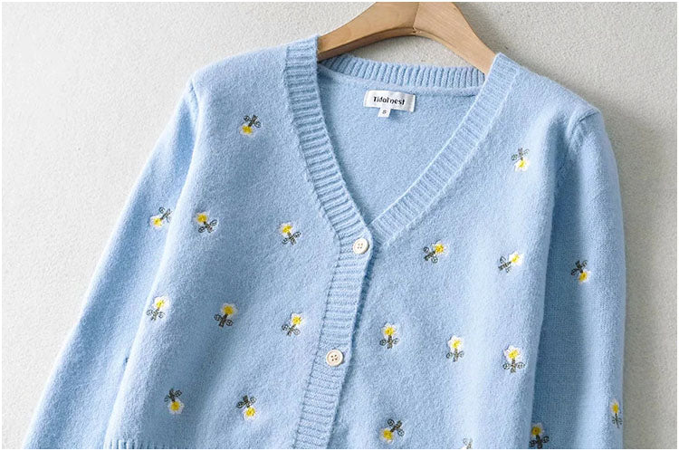 Lazy embroidery button cardigan V-neck versatile top coat sweater  7213