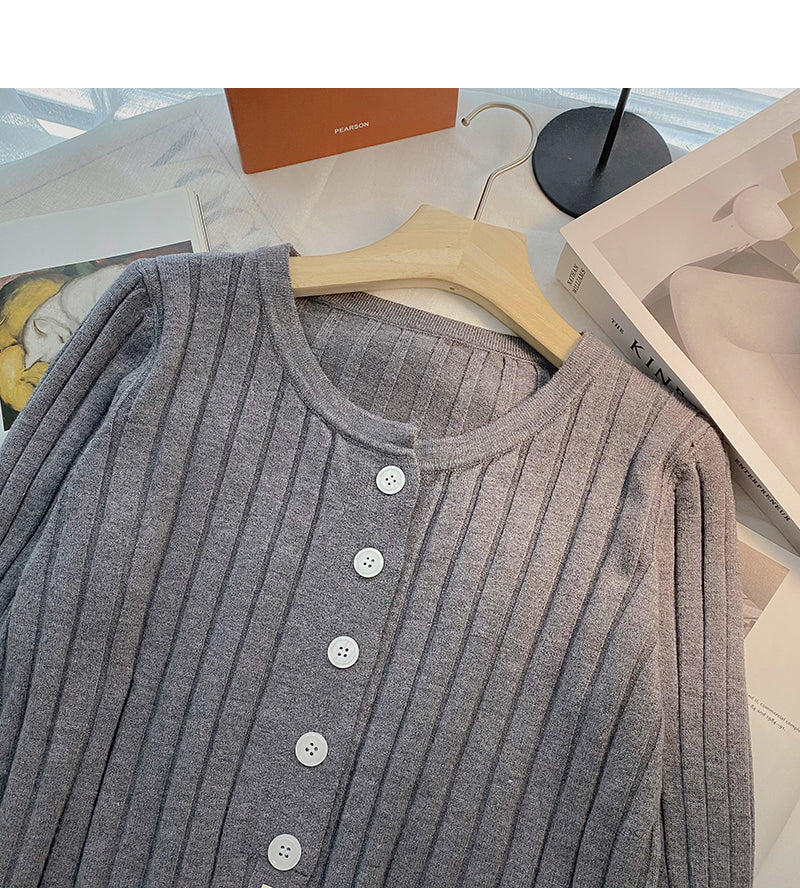 Single breasted thread solid color long sleeve sweater  6555