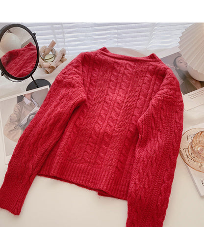 Ox horn button round neck twist sweater  6169