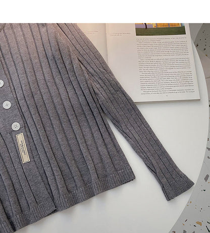 Single breasted thread solid color long sleeve sweater  6555
