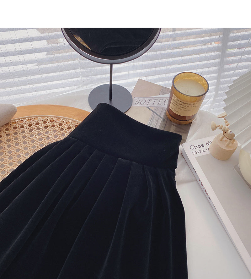 The new Korean version of the small man is thin, and the black A-line skirt  5290