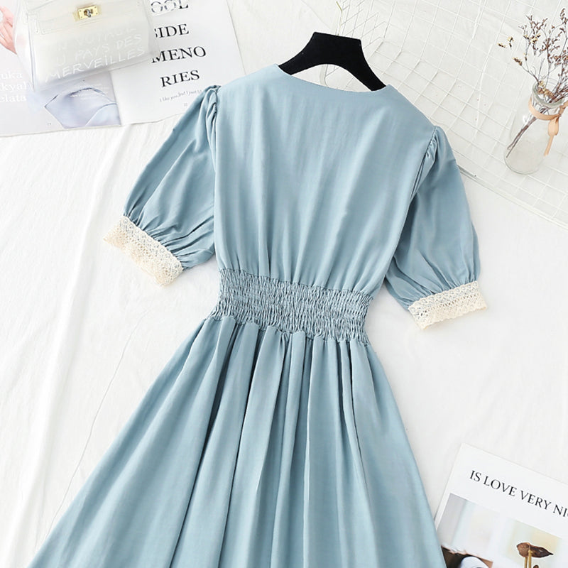 Lace edge French retro temperament, narrow waist and small black skirt  4905