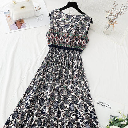 Long skirt with slim waist and French retro national style beach skirt  4126