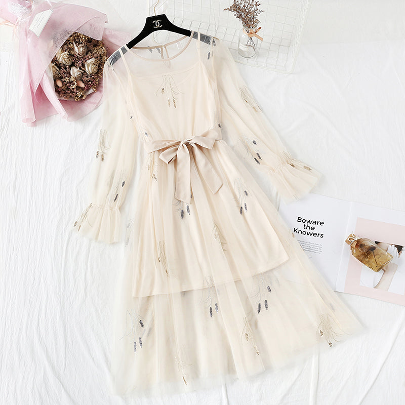 Embroidered mesh dress national minority Platycodon skirt French retro skirt  4305