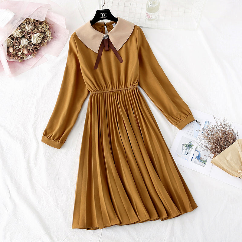 New sweet doll neck French retro pleat with a long skirt at the bottom  3908