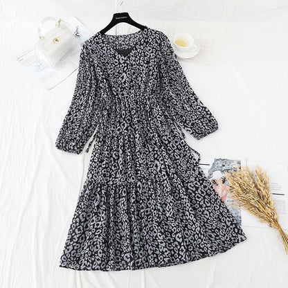 Gentle wind leopard print broken flower retro French bottomed skirt  3839