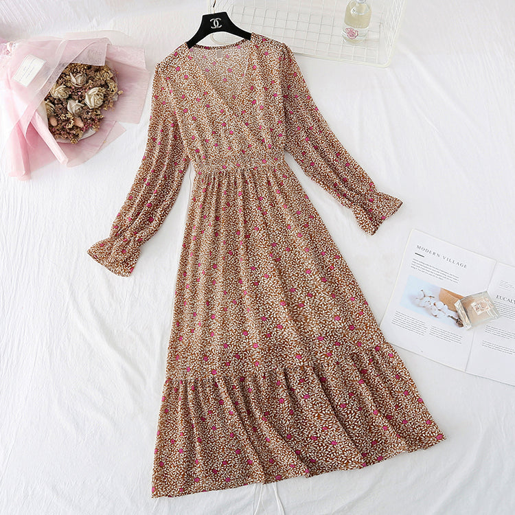 V-neck floral skirt with a slim waist and a long skirt with a large swing  4029
