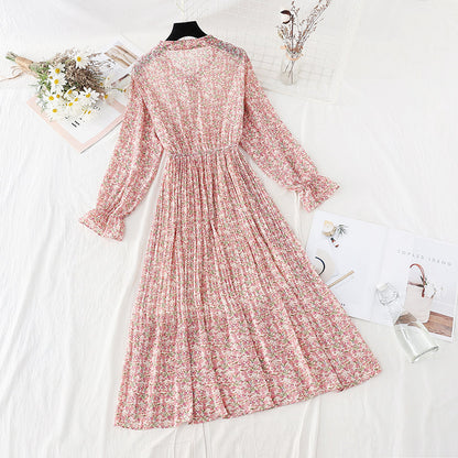 Pleated skirt, elastic waist, thin and age reducing Floral Dress  4570
