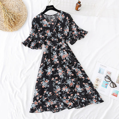 The new Daisy chiffon skirt is slim at the waist  4677