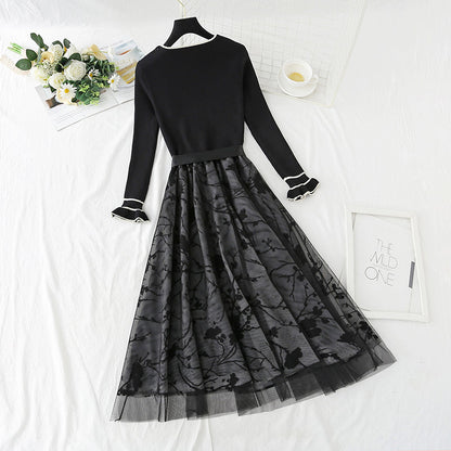New mesh stitched small black skirt Hepburn embroidered skirt  4434