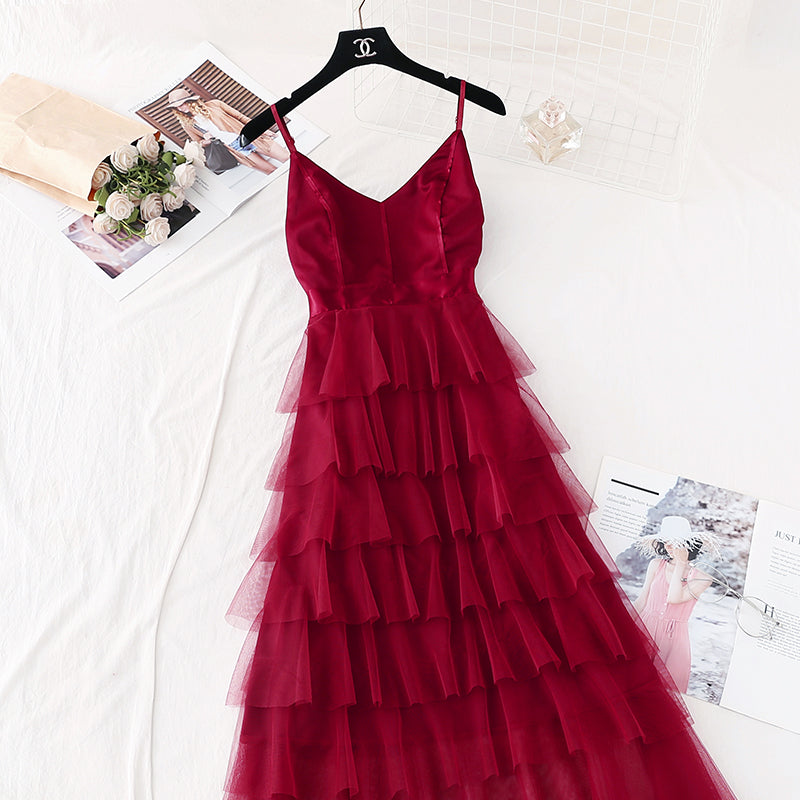 The new waist is slim, and the mesh cake skirt is long  4110