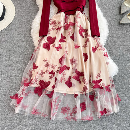 Mesh stitched slim embroidered large hem skirt  3768