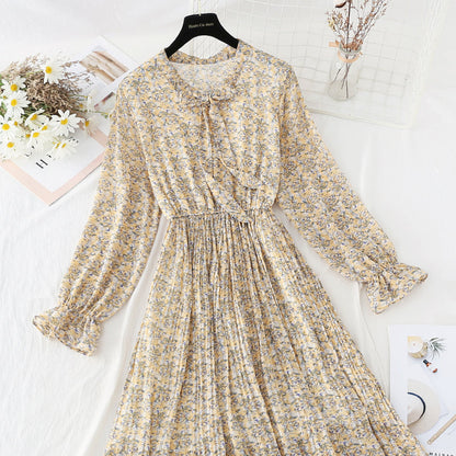 Pleated skirt, elastic waist, thin and age reducing Floral Dress  4570