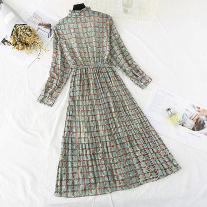 New interior with French retro knee pleated skirt  3961