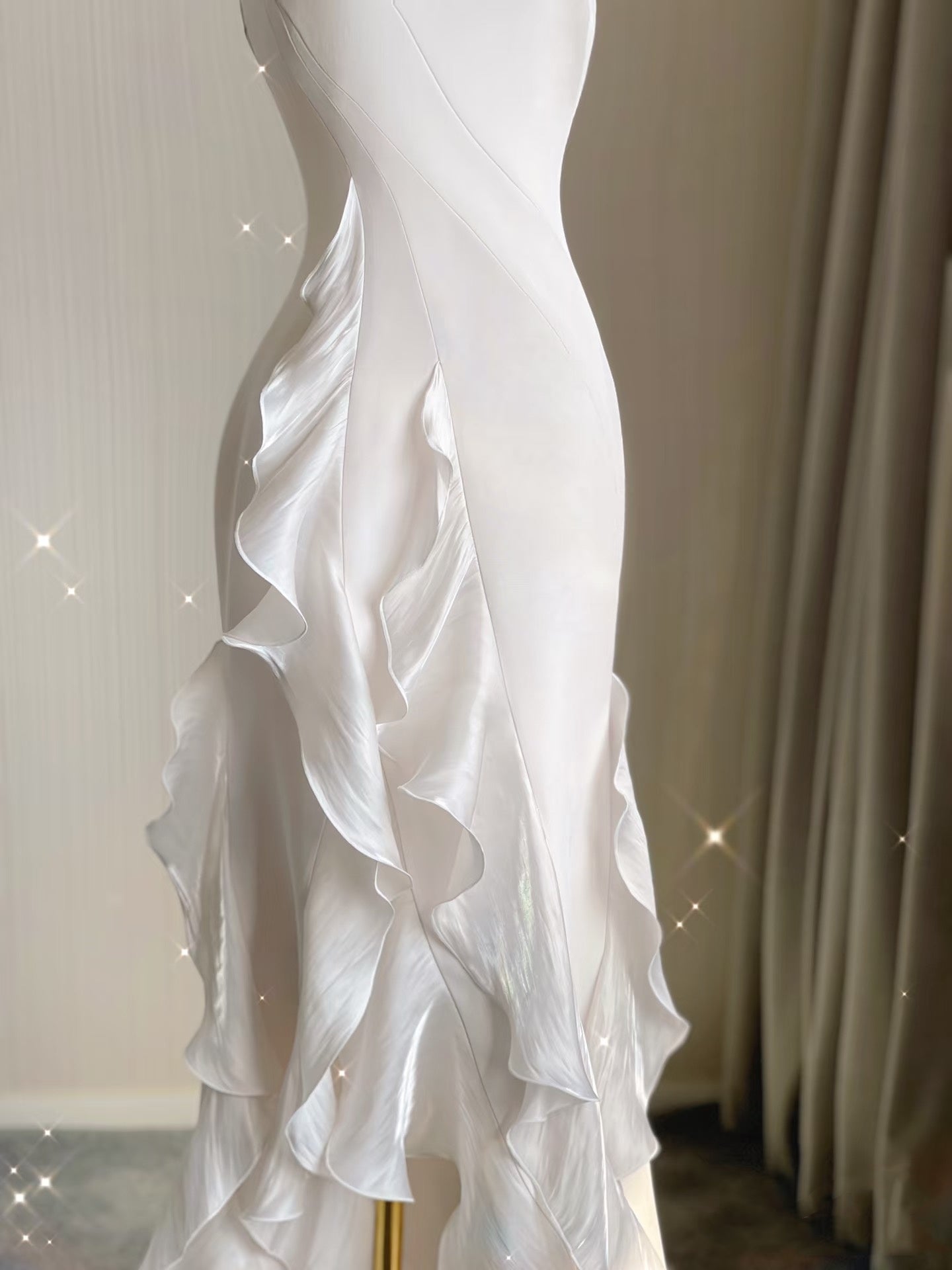 Sexy Mermaid Scoop Satin Night Party Dress White Long Wedding Guest Dresses